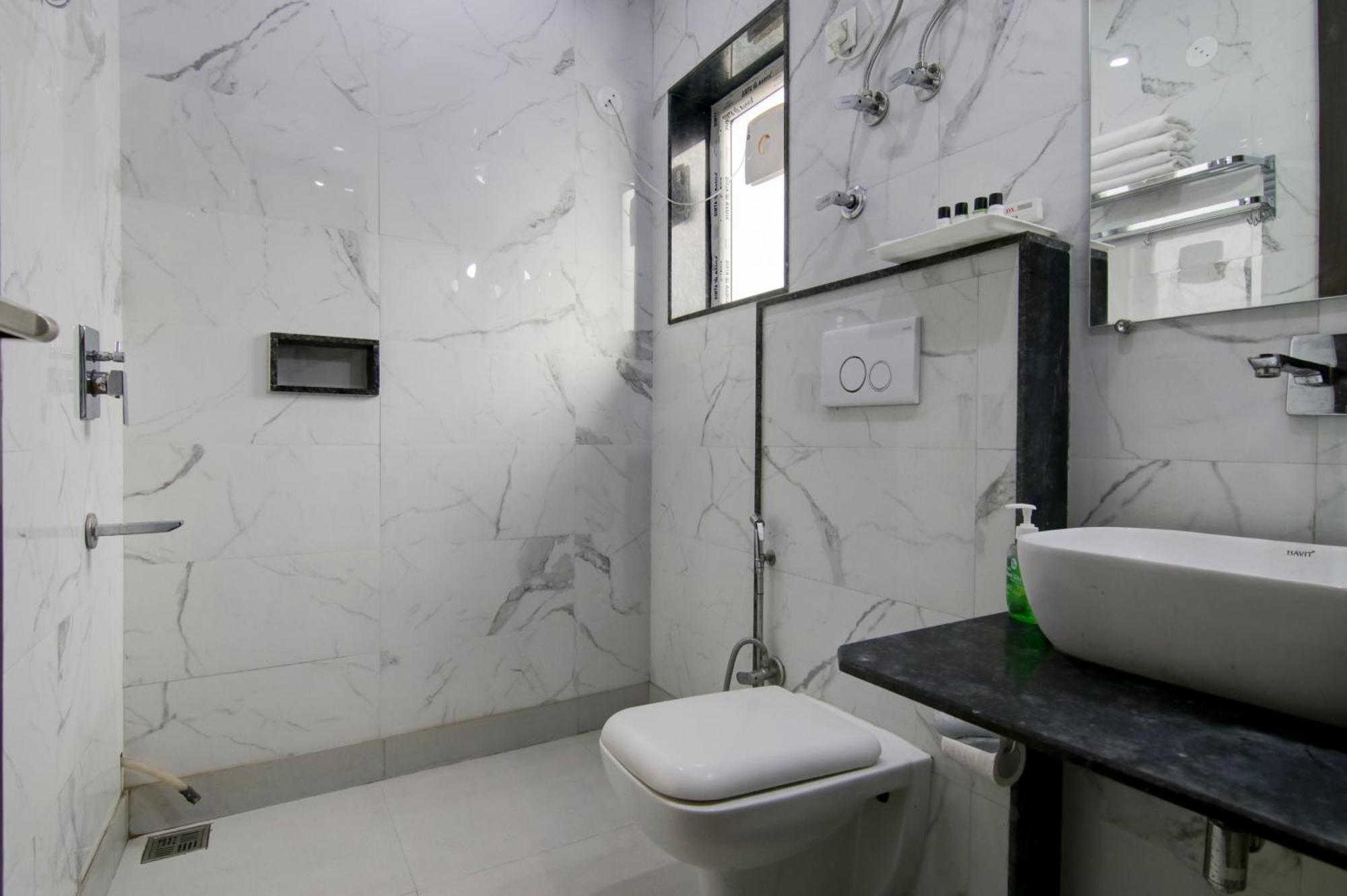 Hotel Good Will Residency - Cyber City Gurgaon Exteriör bild