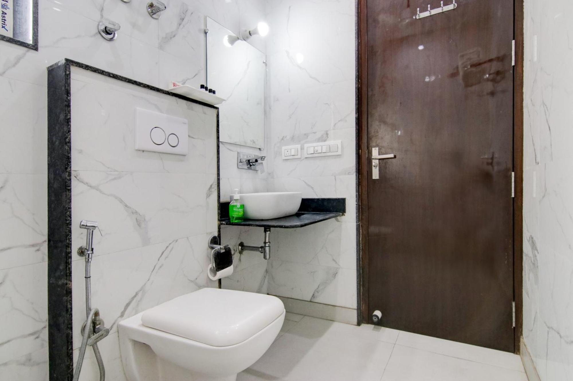 Hotel Good Will Residency - Cyber City Gurgaon Exteriör bild